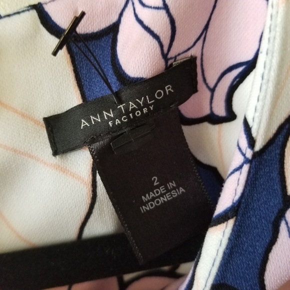 Ann Taylor White Pink Floral Short Sleeve Shift Mini Dress Work Career Size 2 - Picture 2 of 5